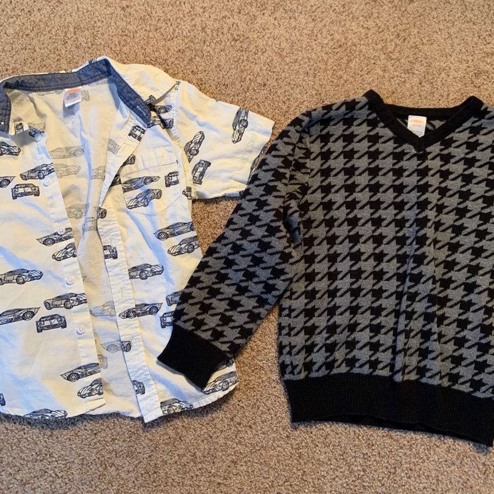 2 Gymboree shirts size small (5-6)